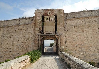 Pont-levis du fort d’Entrecasteaux