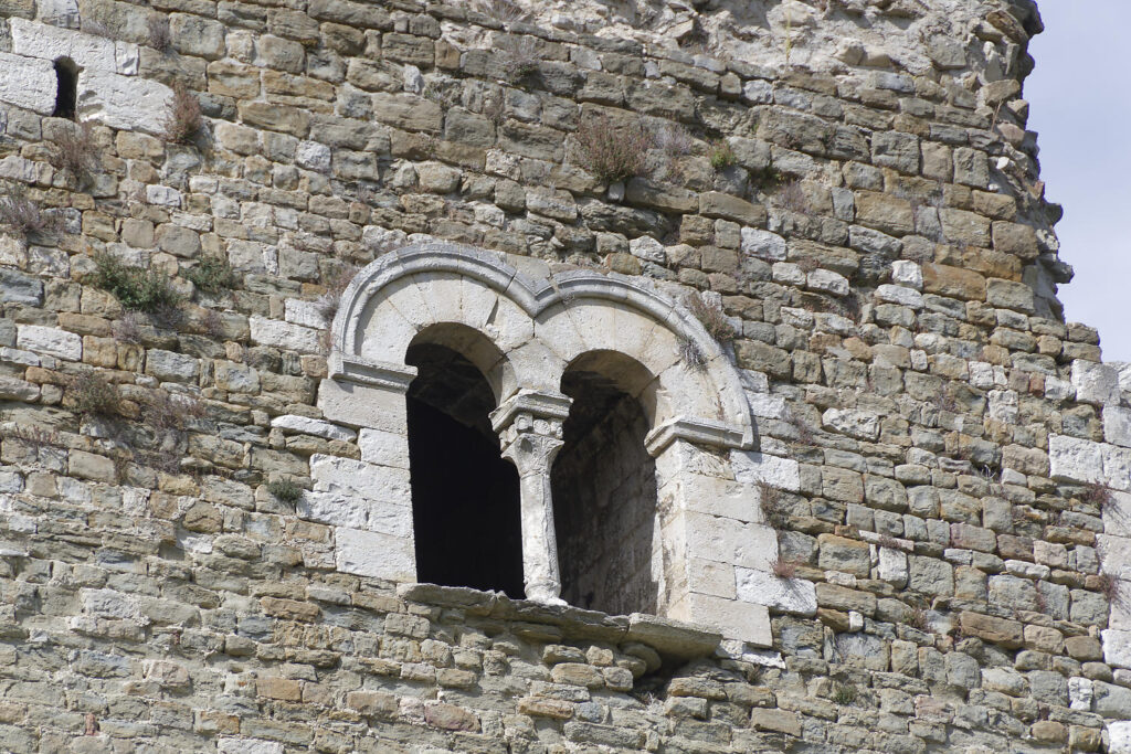 Consolidation de la tour d'Alençon